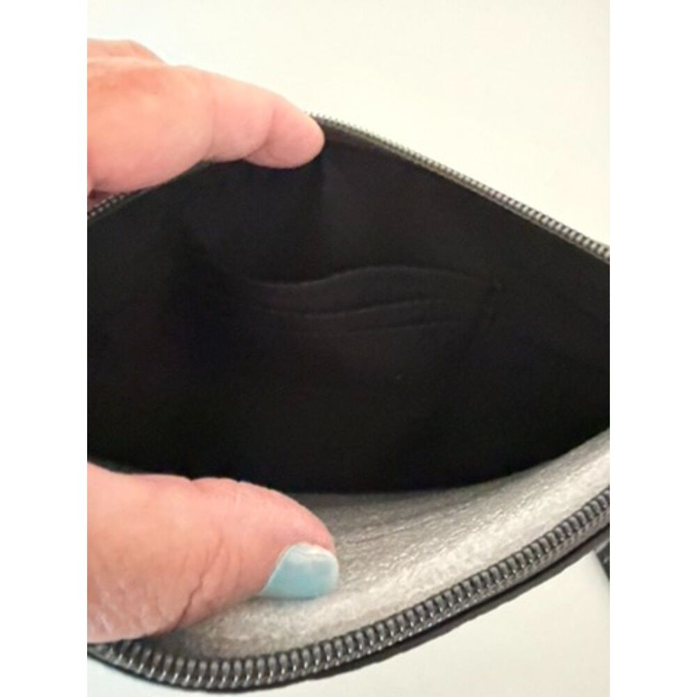 Nine west Wristlet NEW - Picture 5 of 10
